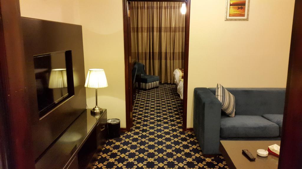 עמאן Al Thuraya Hotel מראה חיצוני תמונה