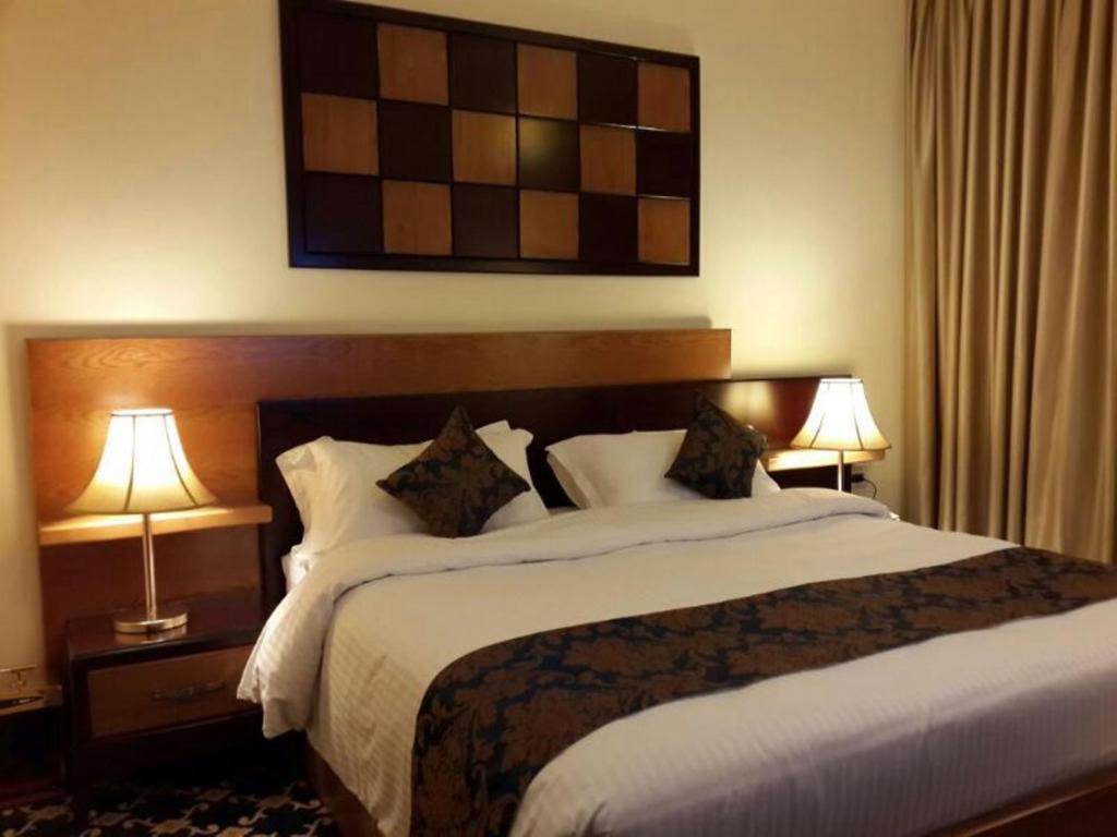 עמאן Al Thuraya Hotel מראה חיצוני תמונה